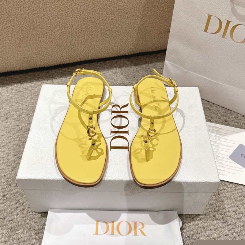 ch**an D*or sandals